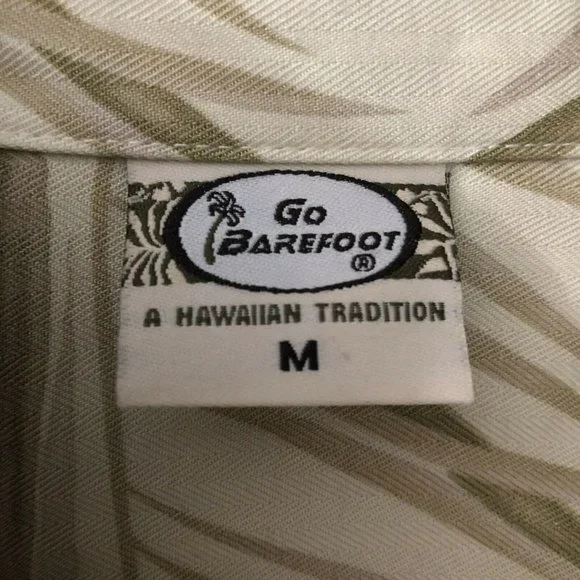 Go Barefoot Aloha Hawaiian Tiki Shirt Beige Dark Green Palm Trees Medium - Picture 6 of 10